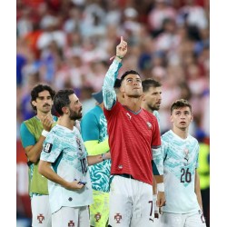 Modrić odehrál svou poslední rapsodii, Ronaldo vzdal hold Jotovi Modrić odehrál svou poslední rapsodii, Ronaldo vzdal hold Jotovi
